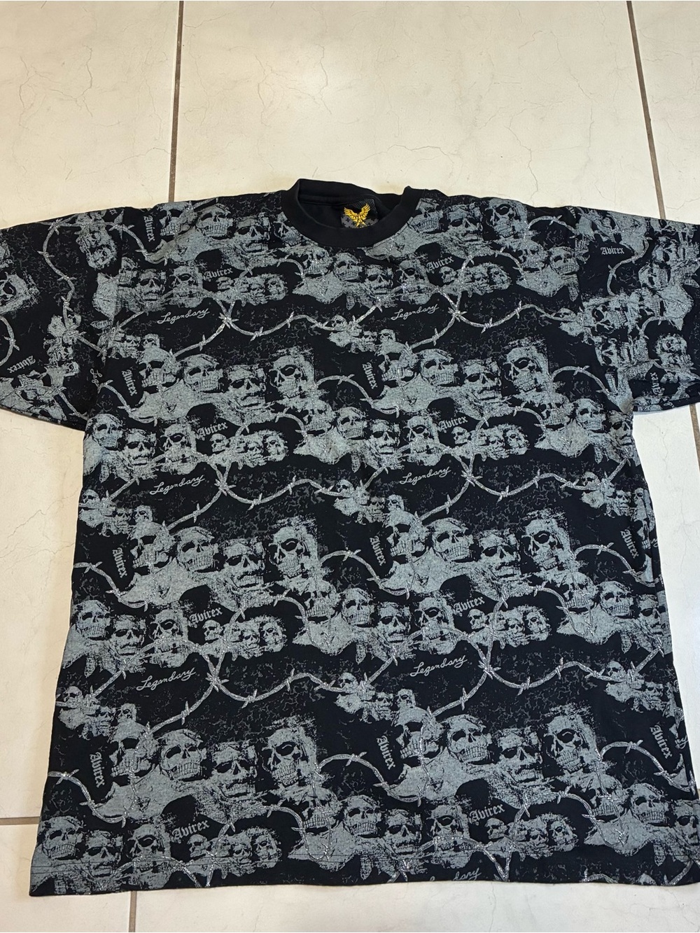 Vintage Avirex T-Shirt Size XL Barbed Wire Mount Rushmore All Over Print Y2k